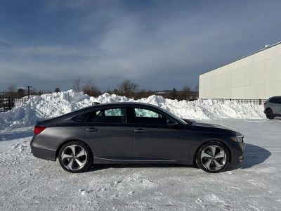 2020 Honda Accord Sedan Touring 2.0T Auto — photo 10 view
