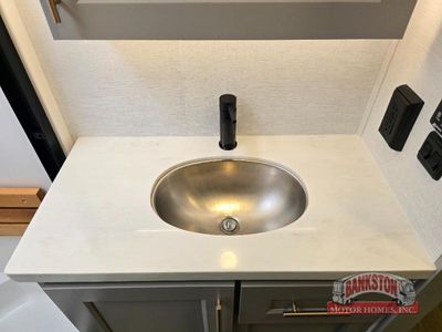 2026 Paradigm 312RK - Photo 25
