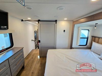 2026 Paradigm 312RK - Photo 36