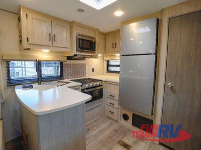 2026 Coachmen RV Catalina Legacy - Photo 14