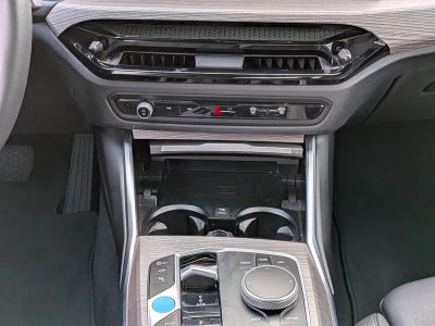 2025 BMW i4 — photo 21 view