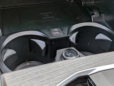 2025 BMW i4 — photo 32 view