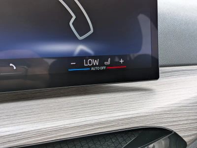 2025 BMW i4 — photo 33 view
