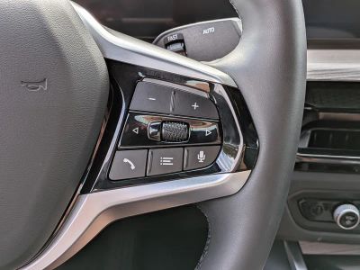 2025 BMW i4 — photo 26 view