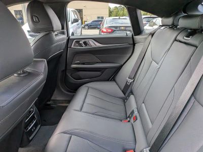 2025 BMW i4 — photo 15 view