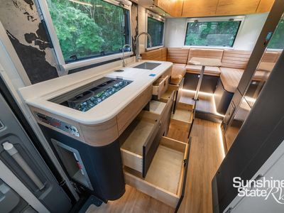 2026 Storyteller Overland - Photo 7