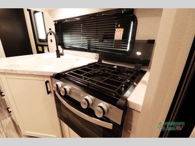2026 Jayco Jay Flight SLX - Photo 18
