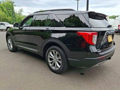 2023 Ford Explorer — interior view