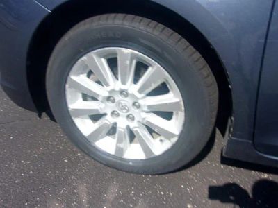 2013 Toyota Sienna — detail view