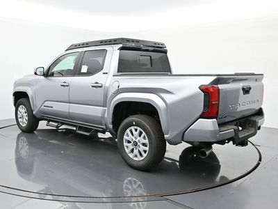 2025 Toyota Tacoma - Photo 3