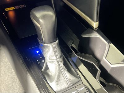 2025 Toyota Camry — photo 21 view