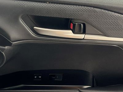 2025 Toyota Camry — photo 28 view