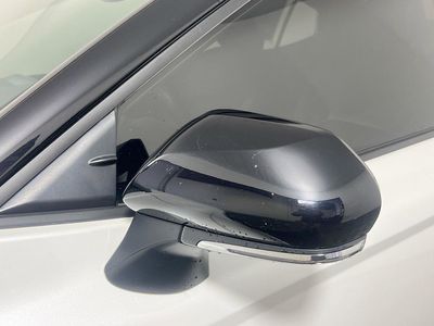 2025 Toyota Camry — photo 10 view