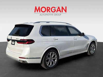 2026 BMW X7 — interior view