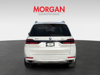2026 BMW X7 — detail view