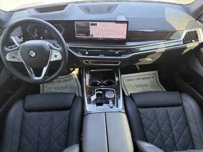 2026 BMW X7 — photo 14 view