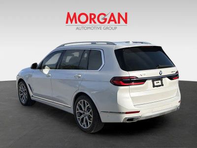 2026 BMW X7 — engine compartment view
