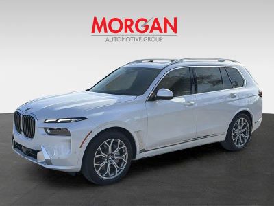 2026 BMW X7 — photo 8 view