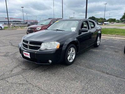 2010 Dodge Avenger — interior view
