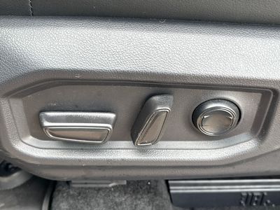 2025 Toyota Tundra - Photo 8