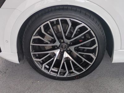 2024 Audi SQ8 — photo 11 view