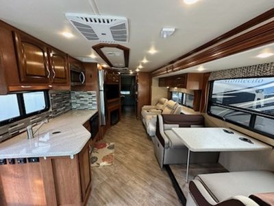 2018 Holiday Rambler Vacationer XE - Photo 3