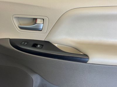 2015 Toyota Sienna - Photo 20