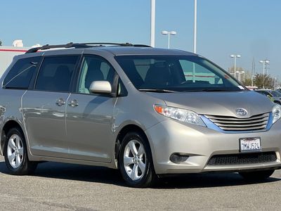 2015 Toyota Sienna - Photo 5