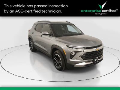 2025 Chevrolet Trailblazer FWD 4dr LT — front three-quarter view