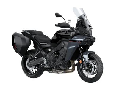2026 Yamaha Tracer 9 — front three-quarter view