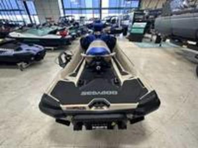 2025 Sea-Doo Wake Pro 230 - Photo 7
