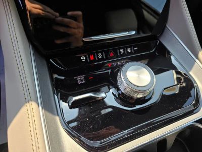 2026 Jeep Grand Wagoneer — photo 28 view