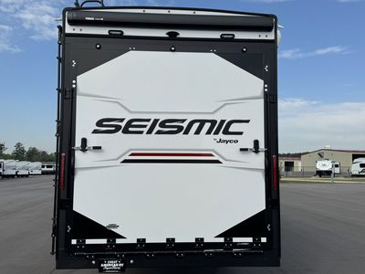 2026 Jayco Seismic - Photo 3