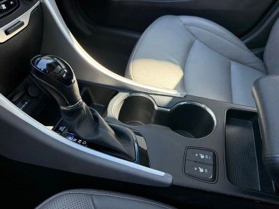 2014 Hyundai Sonata Hybrid - Photo 26