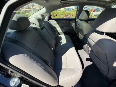 2014 Hyundai Sonata Hybrid - Photo 36