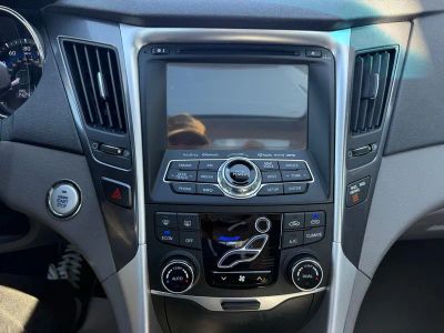2014 Hyundai Sonata Hybrid - Photo 24