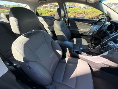2014 Hyundai Sonata Hybrid - Photo 40