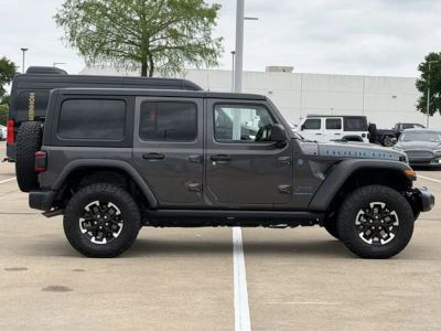 2025 Jeep Wrangler 4xe - Photo 3