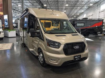 2023 Leisure Travel Vans WONDER — front three-quarter view