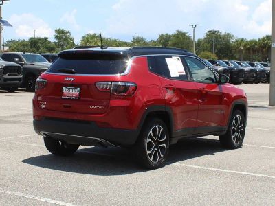 2023 Jeep Compass — side profile view
