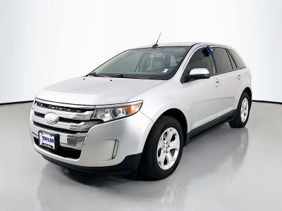 2013 Ford Edge — rear three-quarter view