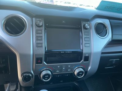 2019 Toyota Tundra 4WD - Photo 11