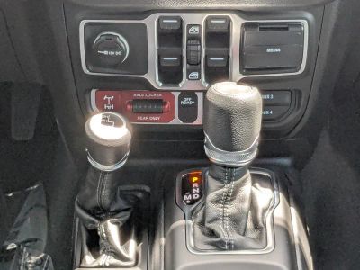 2026 Jeep Wrangler — photo 19 view
