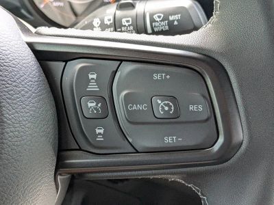 2026 Jeep Wrangler — photo 25 view