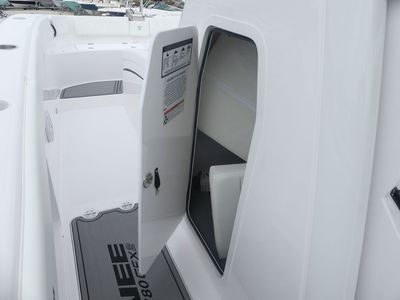2026 Twin Vee 280 GFX2 - Photo 16