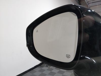 2024 Chrysler Pacifica — photo 20 view