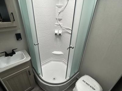 2025 Coachmen Catalina Legacy - Photo 5