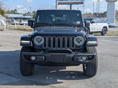2025 Jeep Wrangler - Photo 8