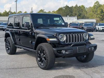 2025 Jeep Wrangler - Photo 7