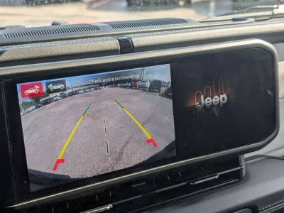 2025 Jeep Wrangler - Photo 21